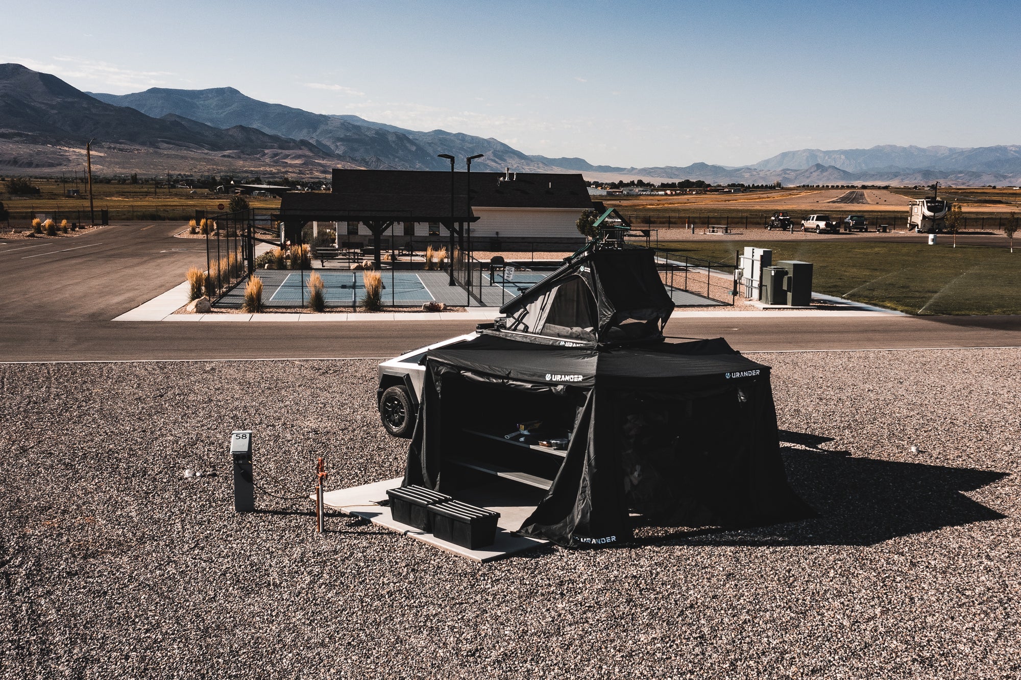 Urander 270-Degree Awning - Urander