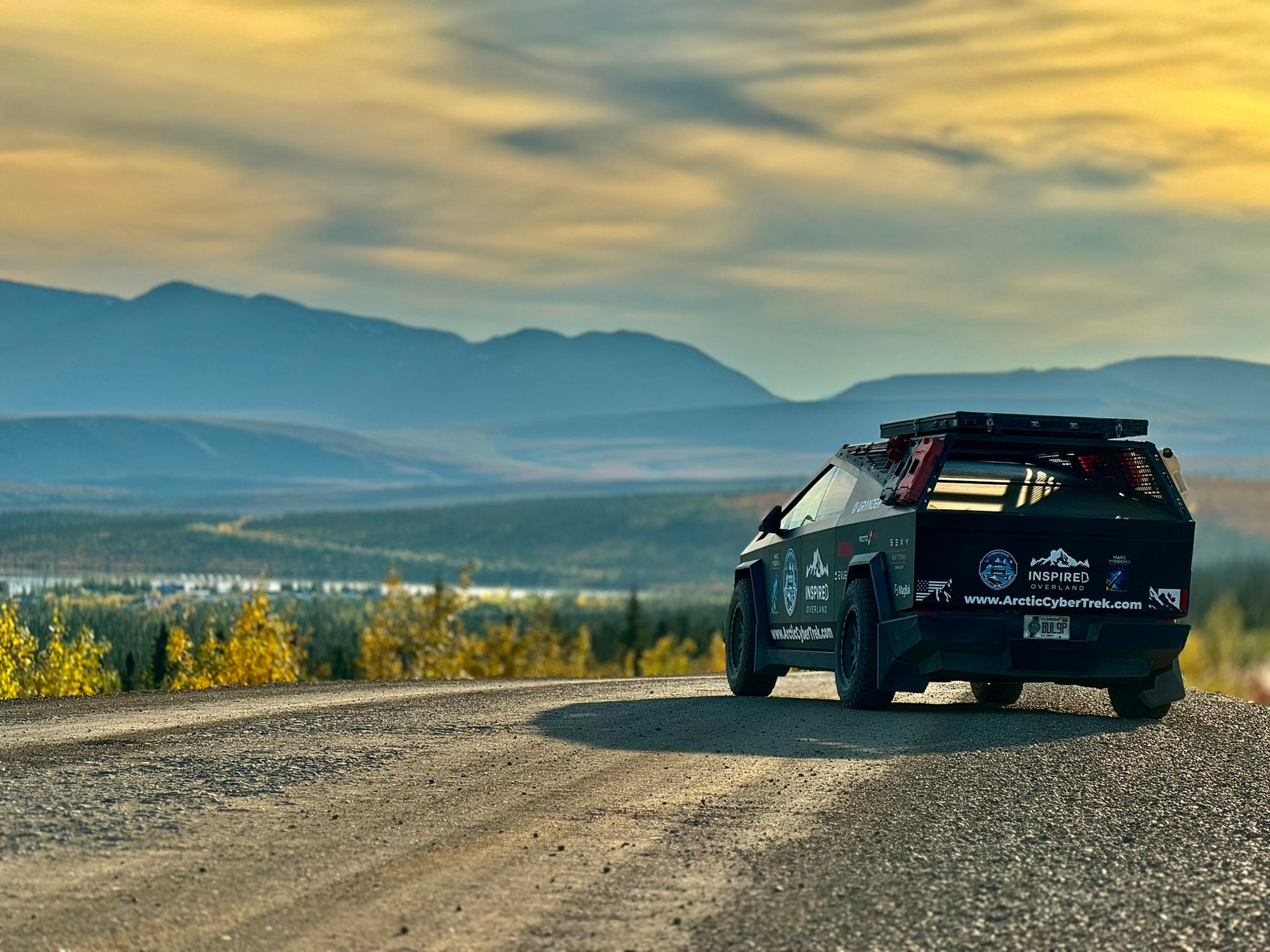 Cybertruck Bed Rack Kit - Urander