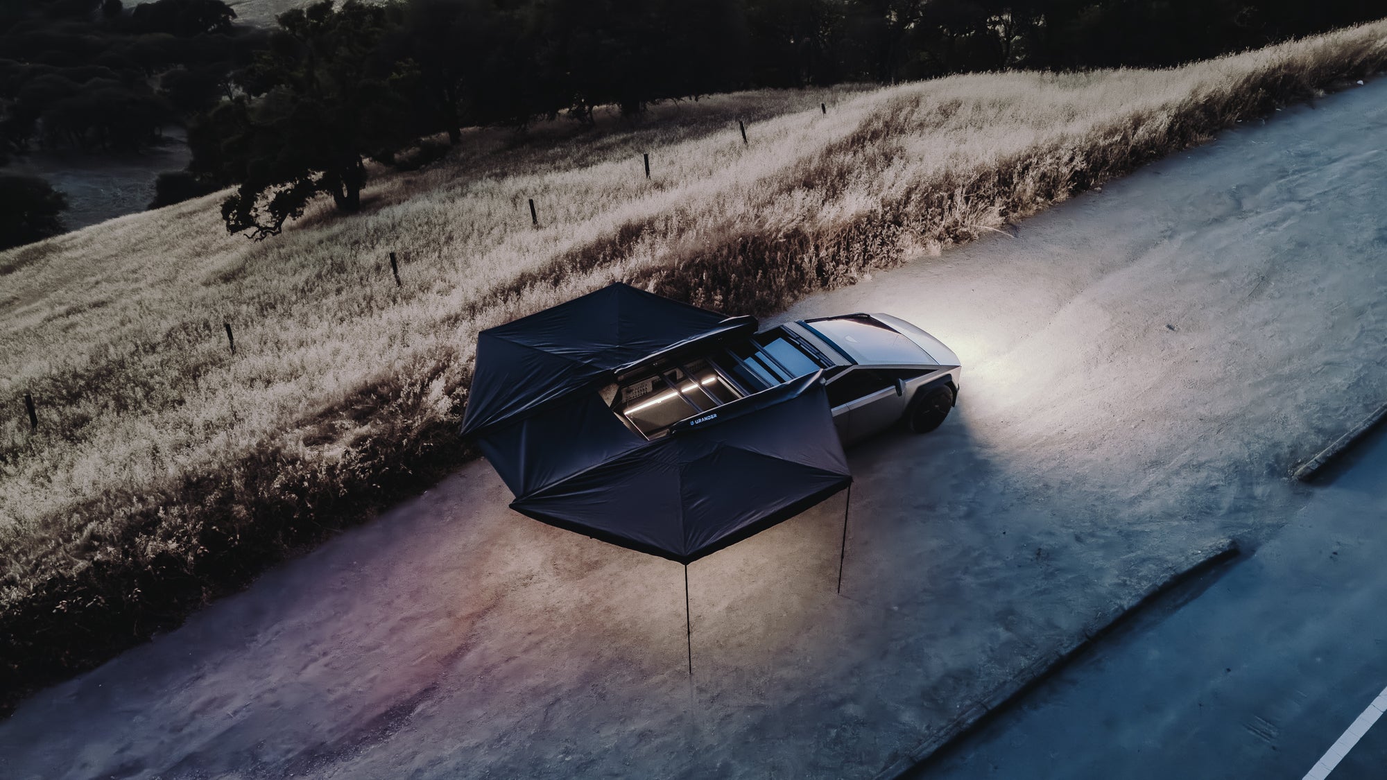 Urander Batwing 360-Degree Awning